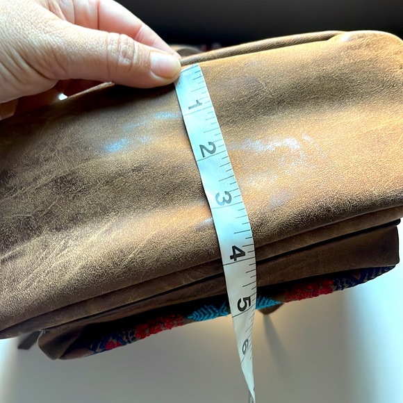 NWOT  Santa Fe Pattern Charming Charlie Brand Crossbody : or Shoulder Bag - Picture 5 of 10